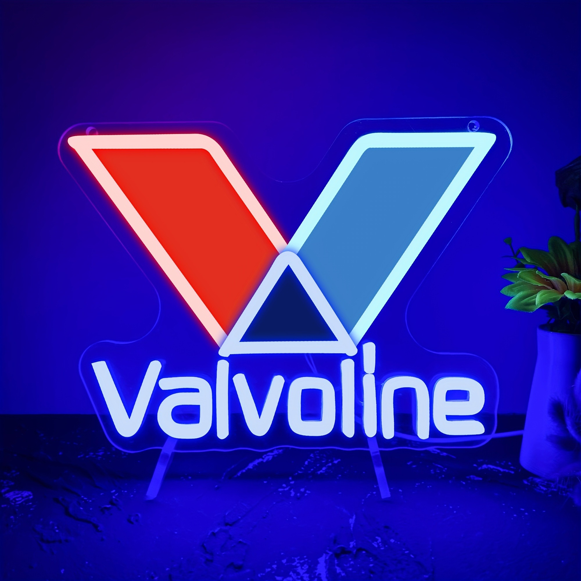 Smart Home Poster - Valvoline Motor Yağı Neon Burcu Benzin